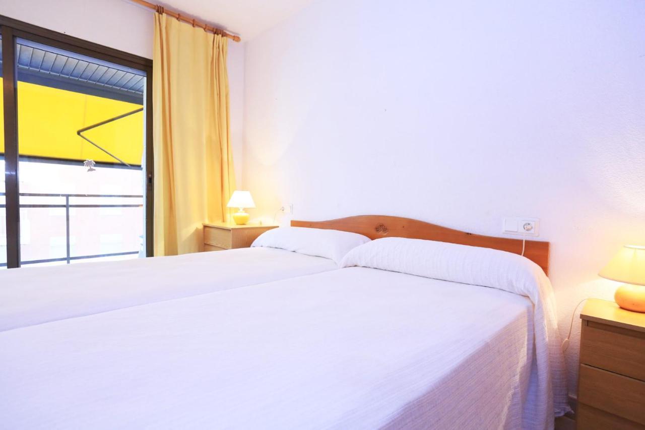 Txingudi - Only Families Apartamento Cambrils Exterior foto