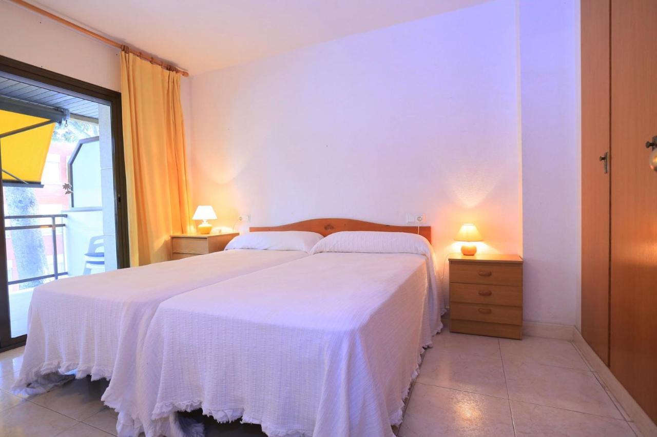Txingudi - Only Families Apartamento Cambrils Exterior foto